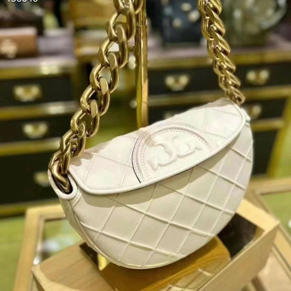 Tory Burch Fleming Half Moon Cream Quilted Shoulder Bag - Picture 2 of 9
